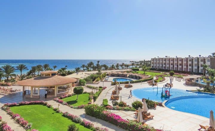 Royal Brayka Beach Resort