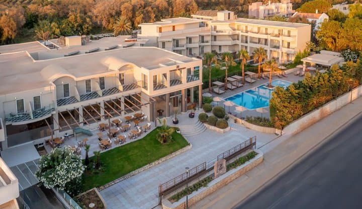 Ydoria Resort, Zeus Hotels
