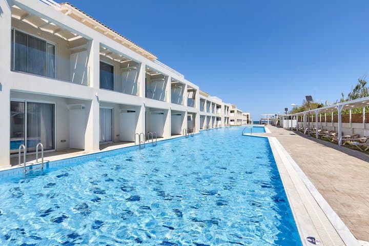 St. Constantin Beach Hotel & SPA Resort